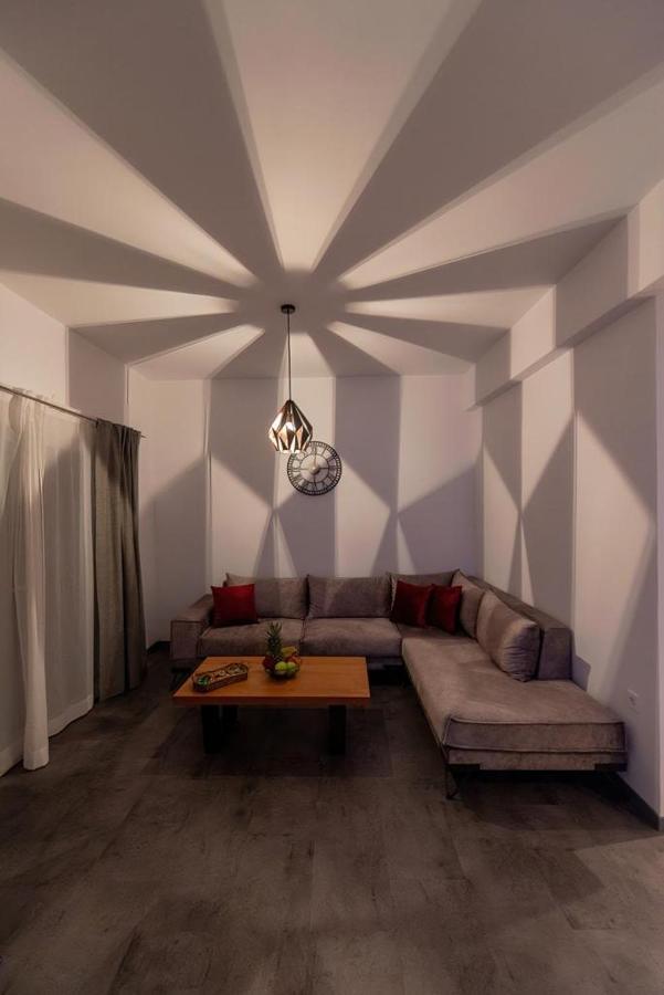 Ioulia'S Apartments Plataria Extérieur photo